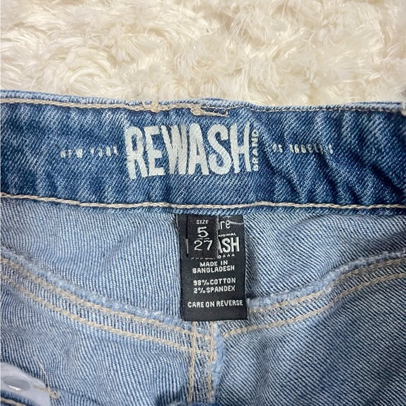 Women’s Denim Jeans - Picture 5 of 5